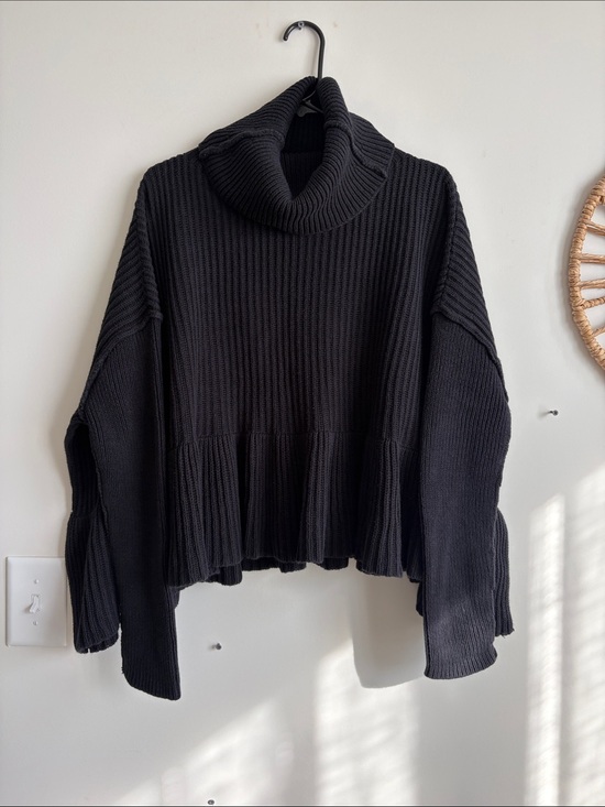Free People Sweaters - Free People Ribbed Knit Sweater - size M